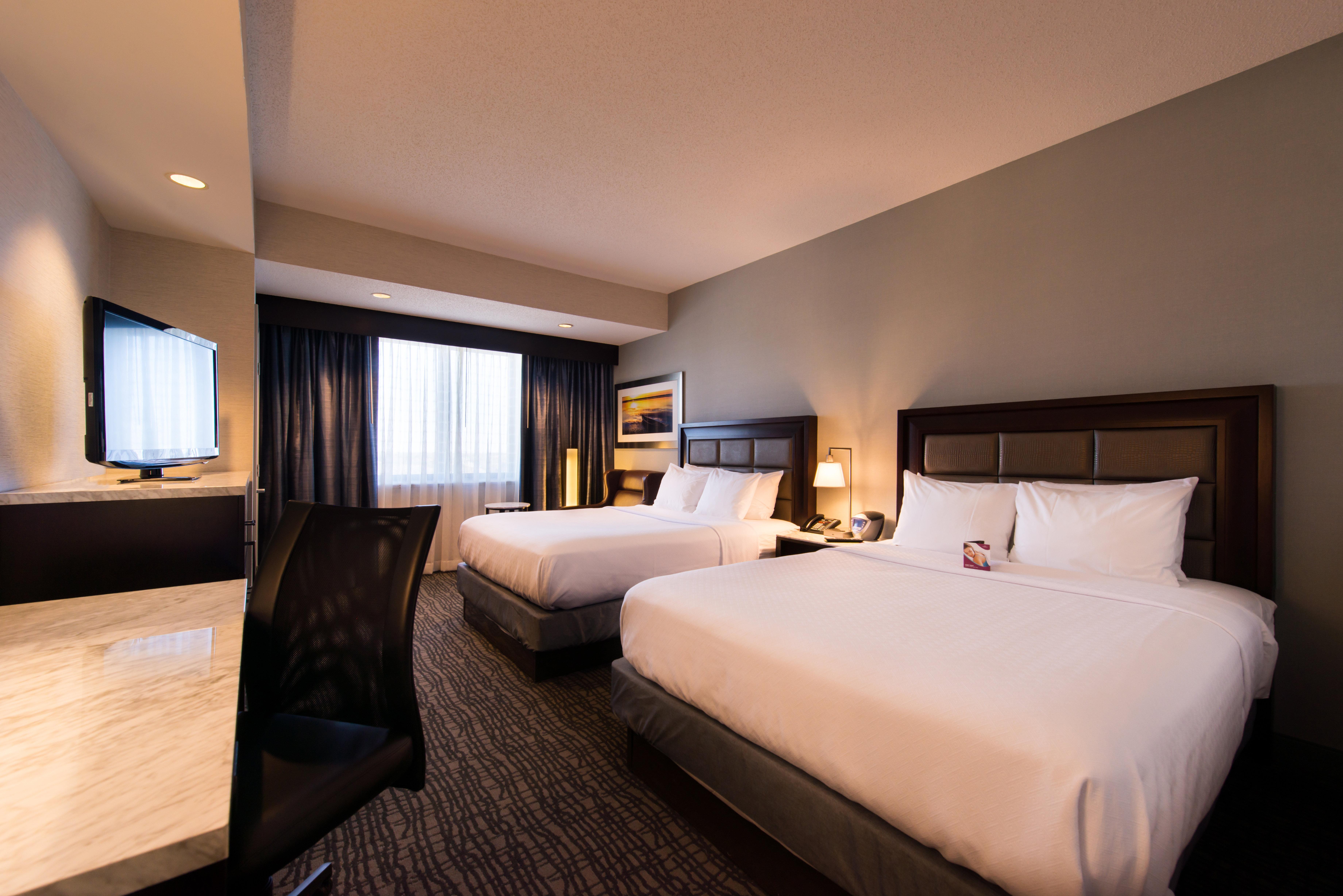 Crowne Plaza Springfield Convention Center By Ihg Hotel Exterior foto