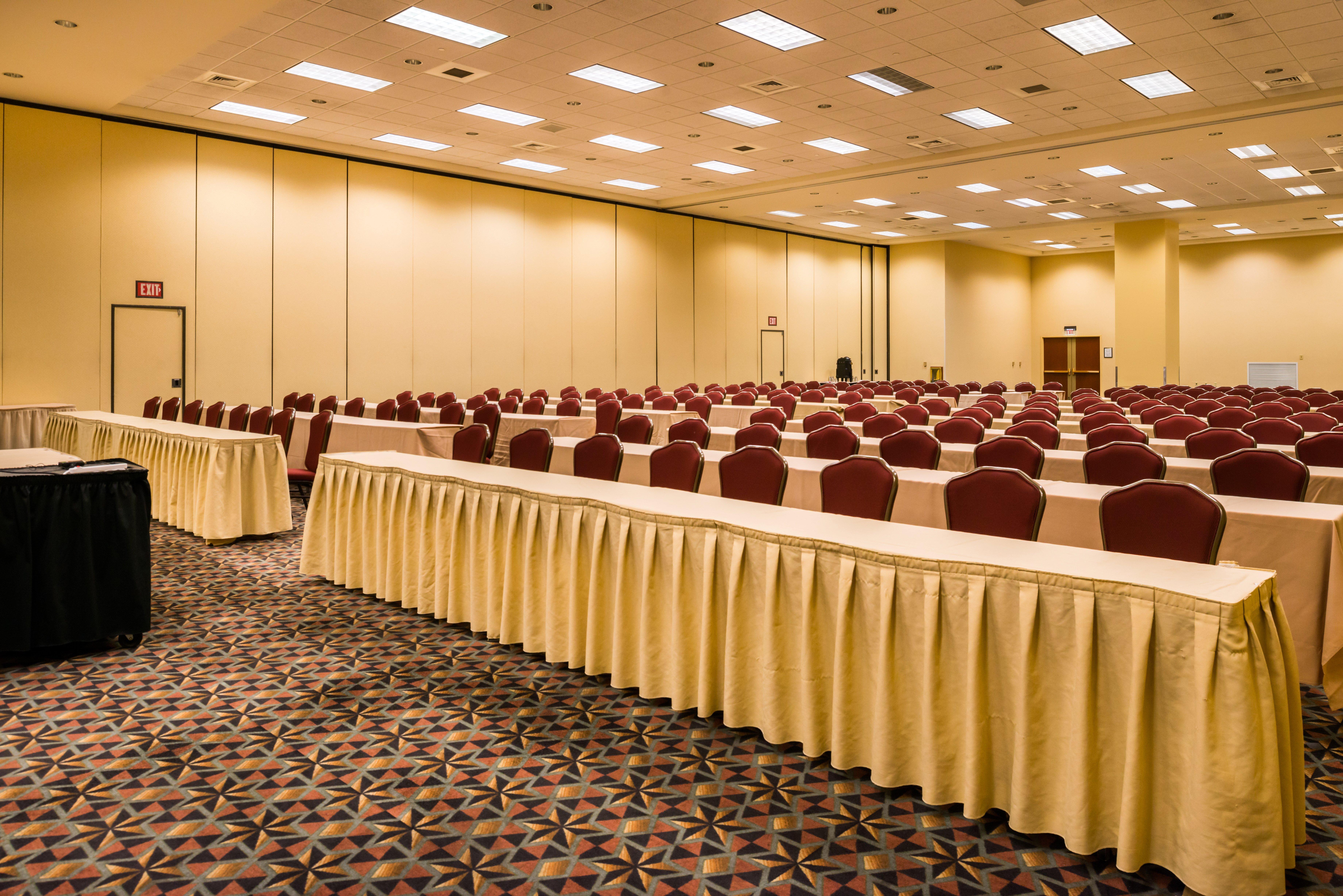 Crowne Plaza Springfield Convention Center By Ihg Hotel Exterior foto