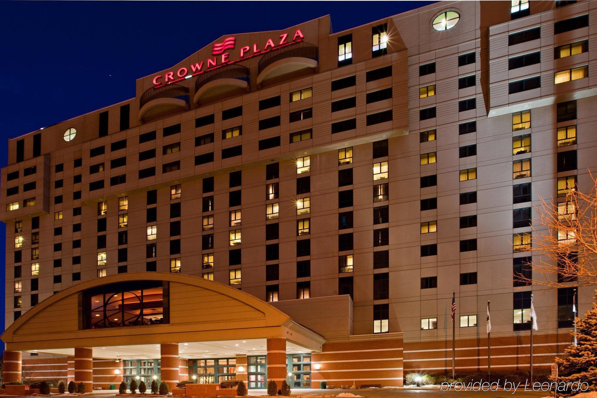 Crowne Plaza Springfield Convention Center By Ihg Hotel Exterior foto